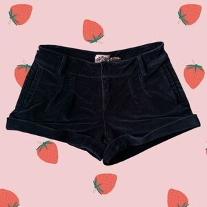 Vintage Juicy Couture velour shorts 💙
